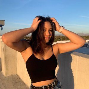 Meet your Posher, Kiana